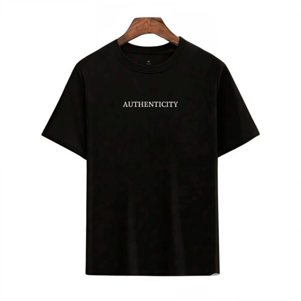 Camiseta masculina preta Authenticity da Concept Áurea em malha 100% algodão fio 30.1, ideal para looks casuais com conforto