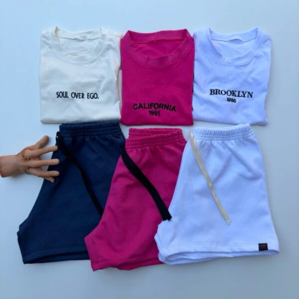 Kit 3 conjunto feminino de moletom, cropped básico e short, da Concept Áurea.