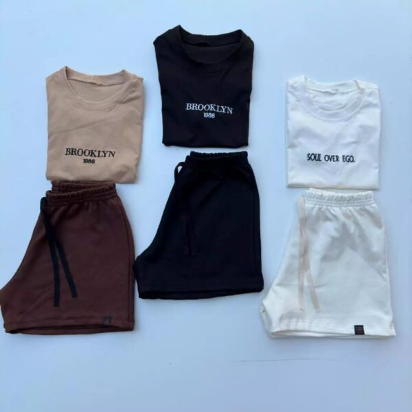 Kit 3 conjunto feminino de moletom, cropped básico e short, da Concept Áurea.