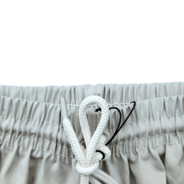 Bermuda Masculina Elastic Logo Bege Concept Áurea