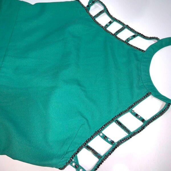 Macaquinho Verde Esmeralda Com Detalhes nas Alças