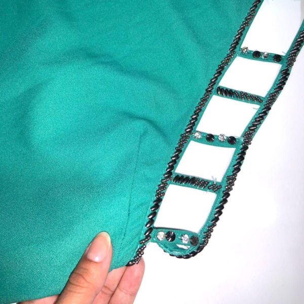 Macaquinho Verde Esmeralda Com Detalhes nas Alças